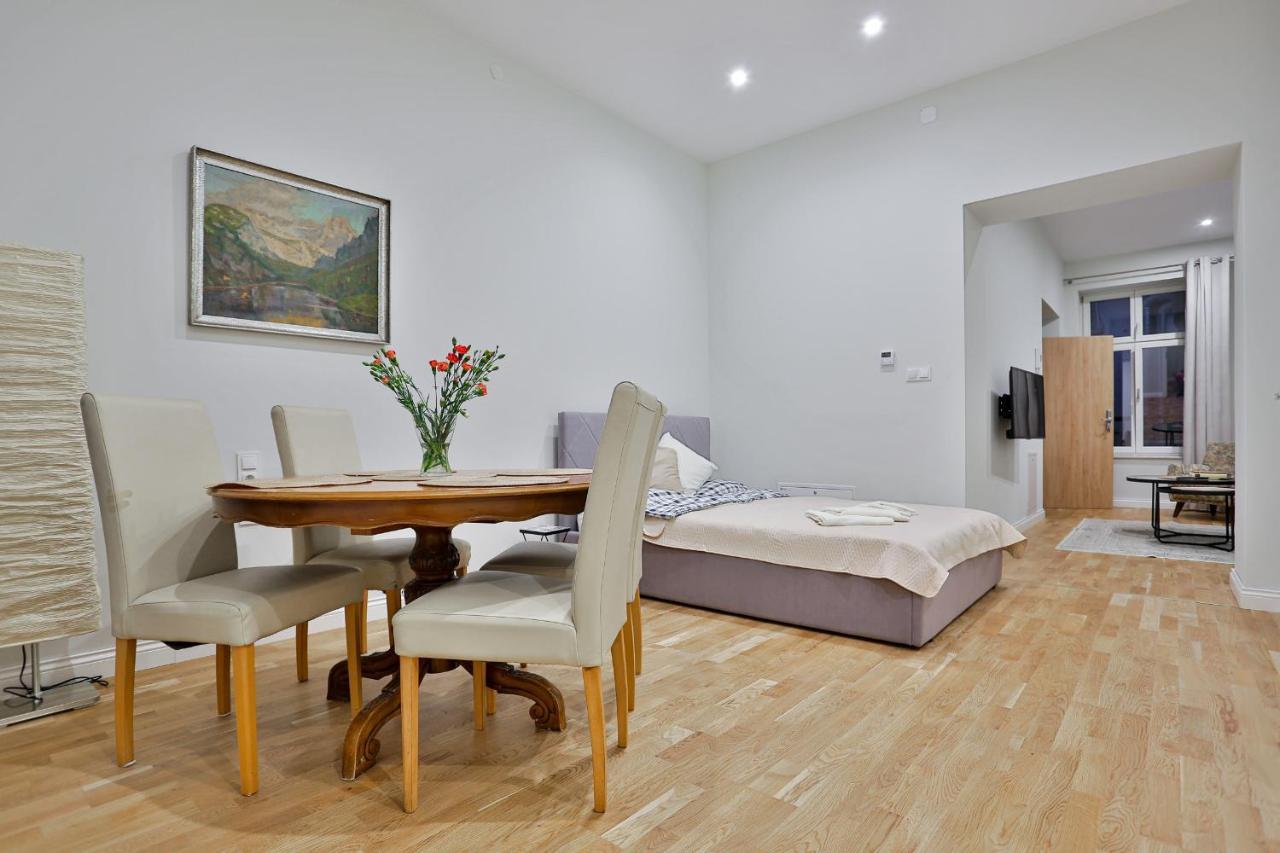 Art Palace Apartments Krasków Dış mekan fotoğraf