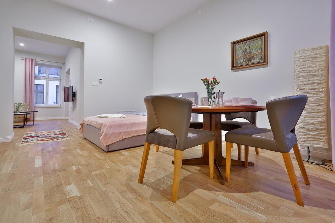Art Palace Apartments Krasków Dış mekan fotoğraf